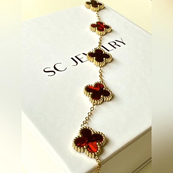 Clover Bracelet Velvet Red Double Sided Four Leaf - Picture 4 of 11